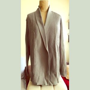 Beautiful knit pattern open cardigan